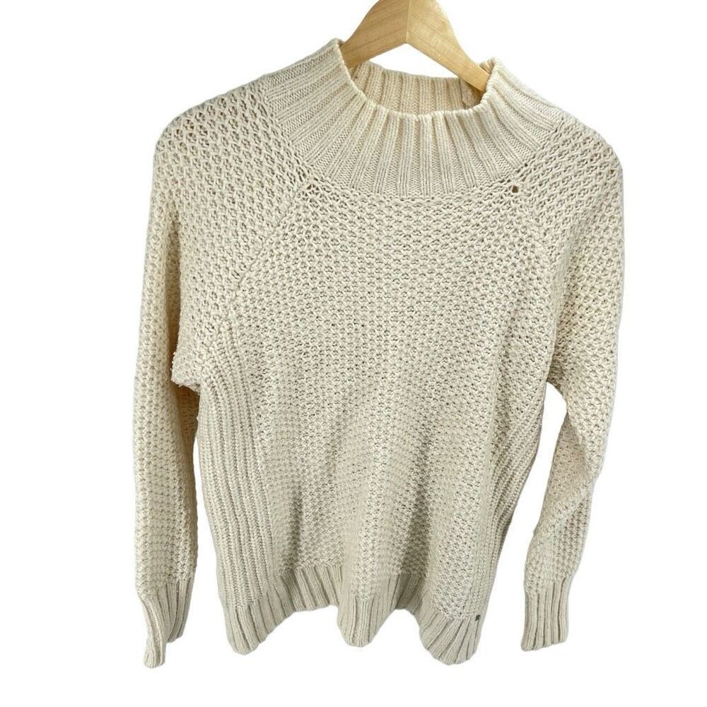 American Eagle Outfitters Women's Chunky Knit Pullover Sweater Cream Size Medium